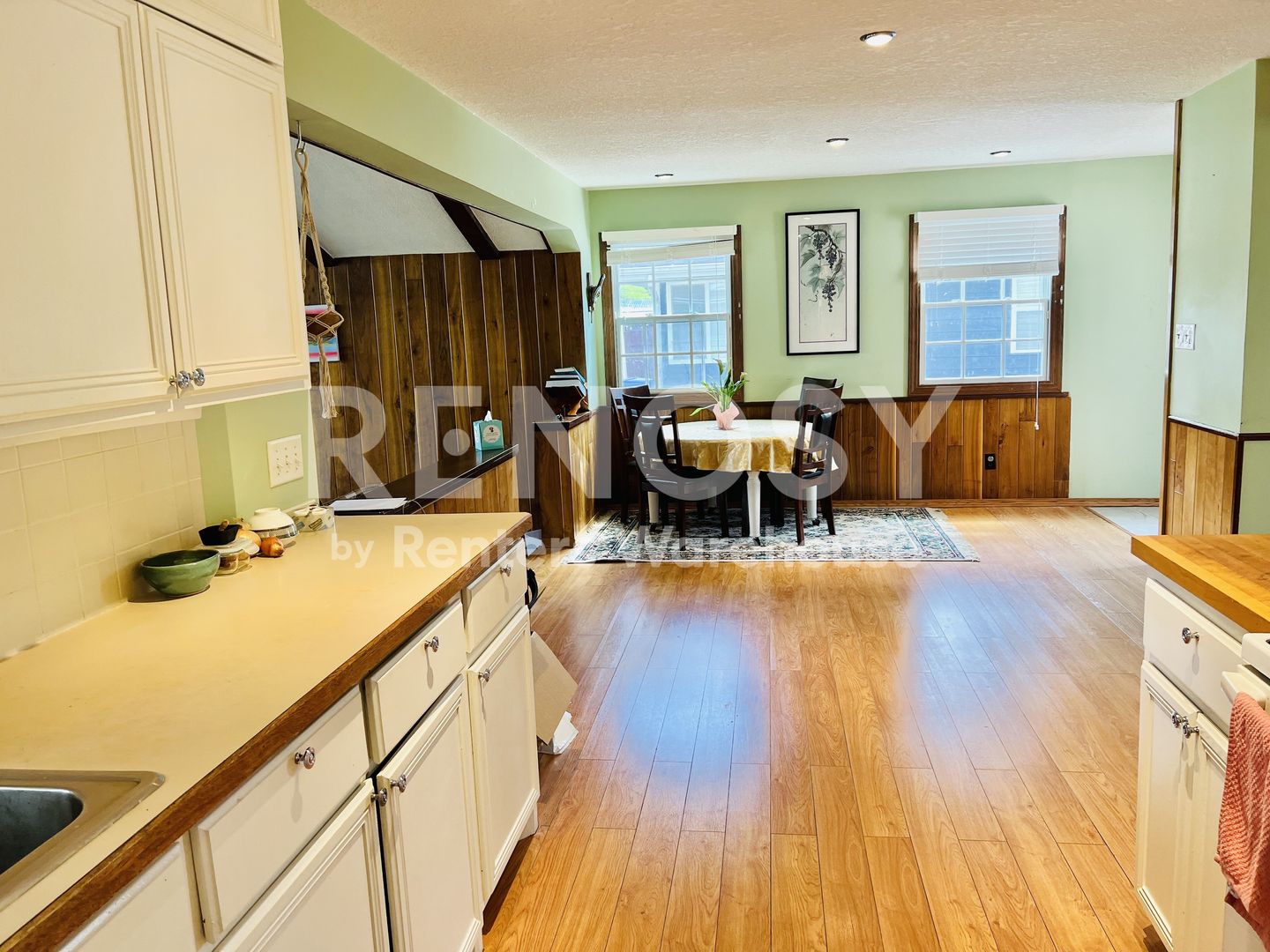 Marketplace Property