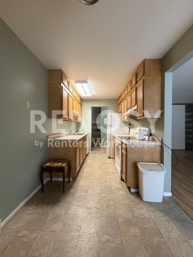 Marketplace Property