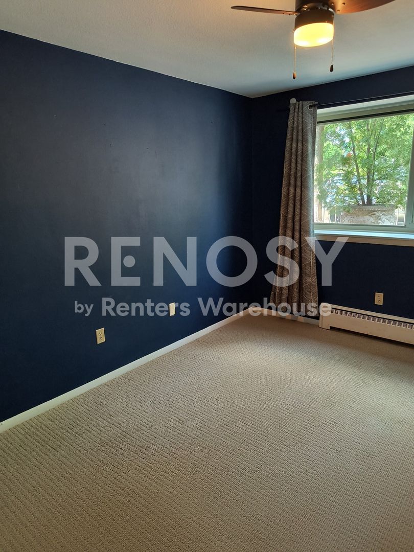 1901 Emerson Ave S property