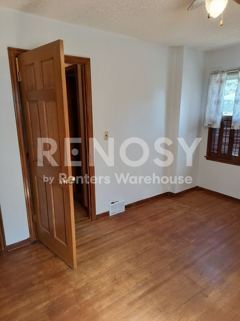 Marketplace Property