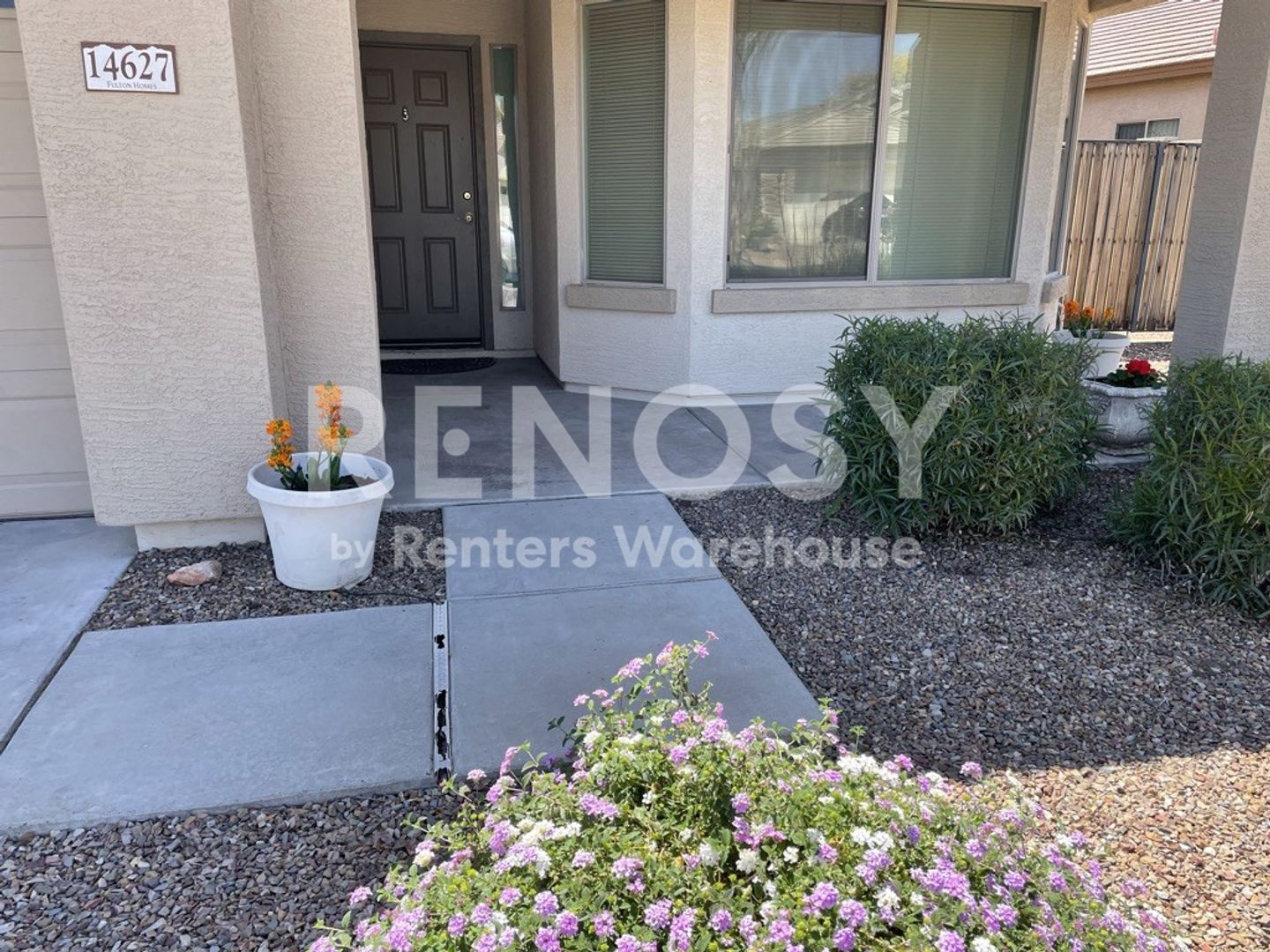 Surprise House: 14627 W Crocus Dr