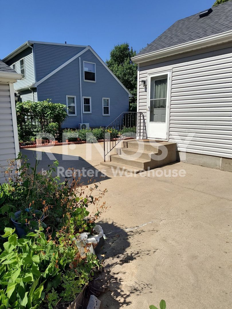 Marketplace Property
