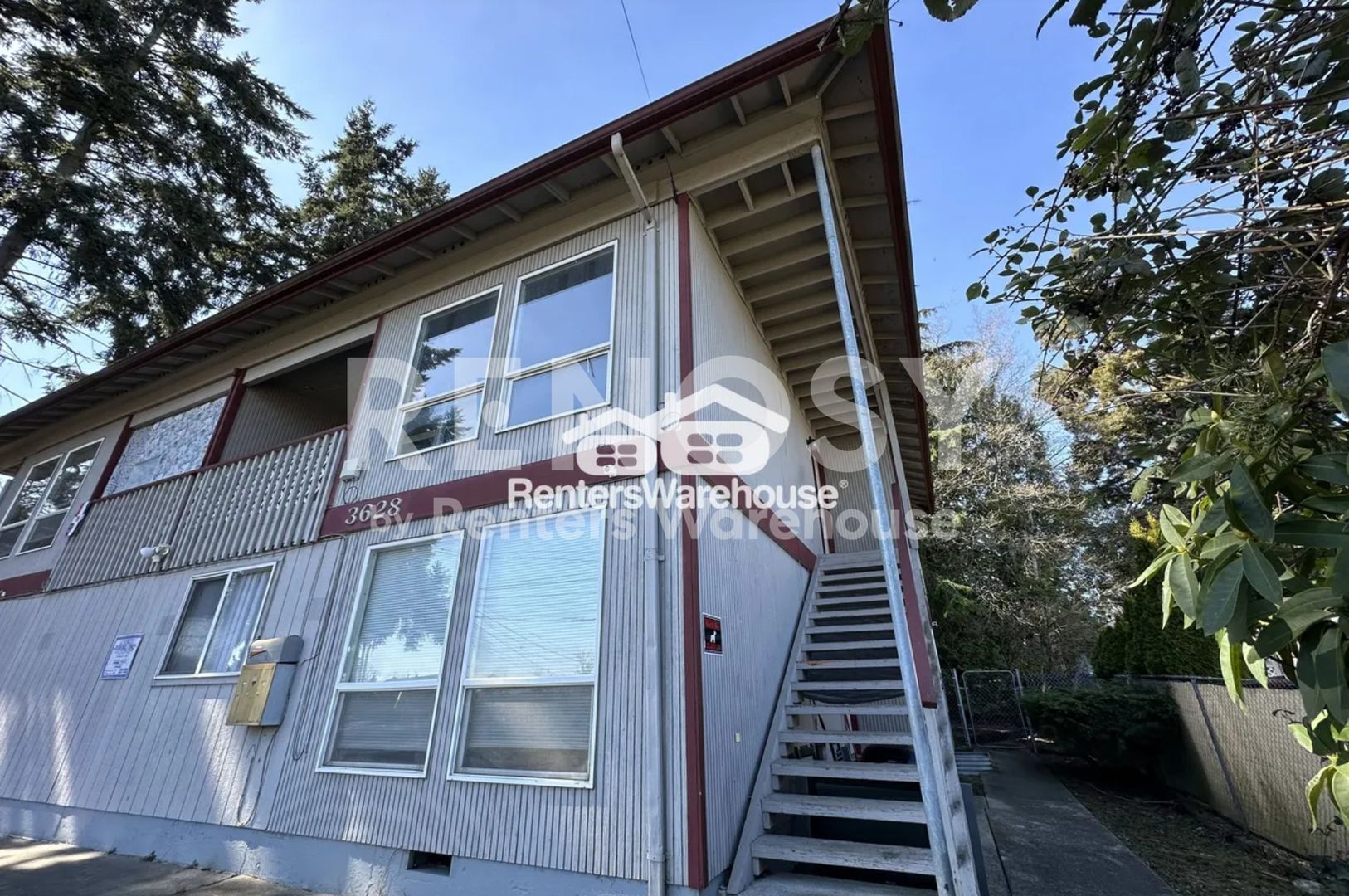 Tacoma House: 3628 S Alaska St
