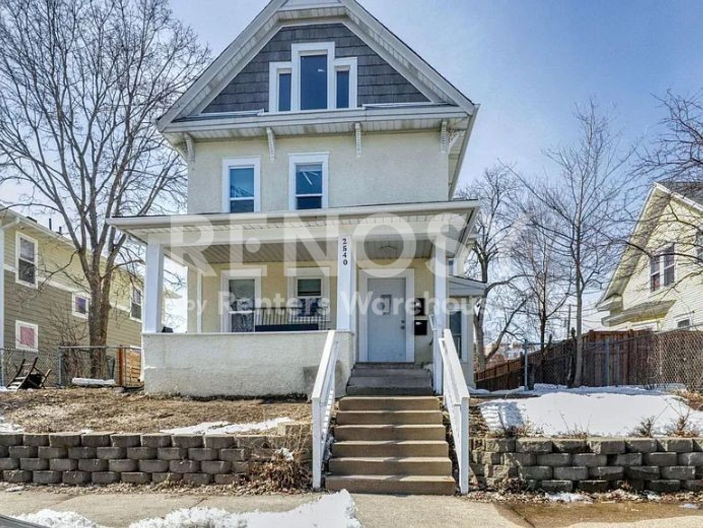 Minneapolis House: 2540 12th Ave S Unit 2