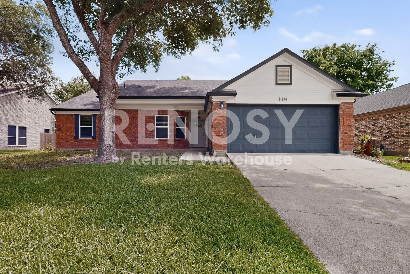 Rowlett House: 7714 Bordeaux Ln