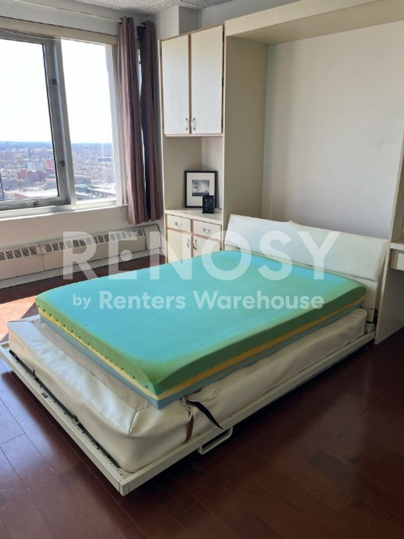 Marketplace Property