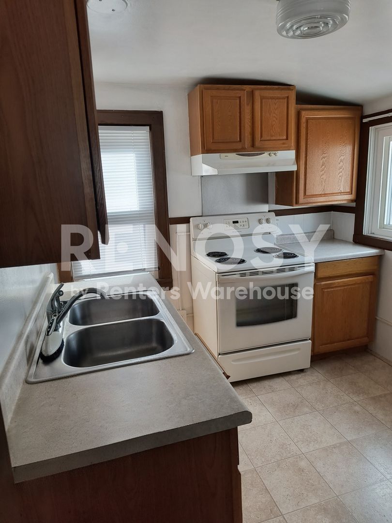 Marketplace Property