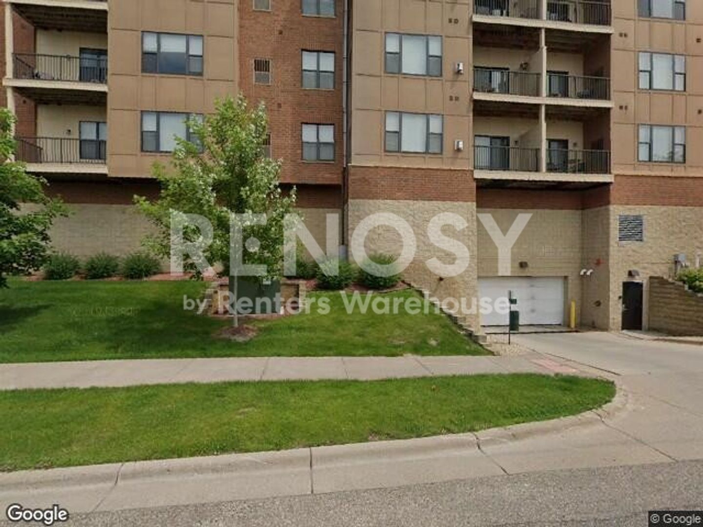 St Louis Park House: 1155 Ford Rd