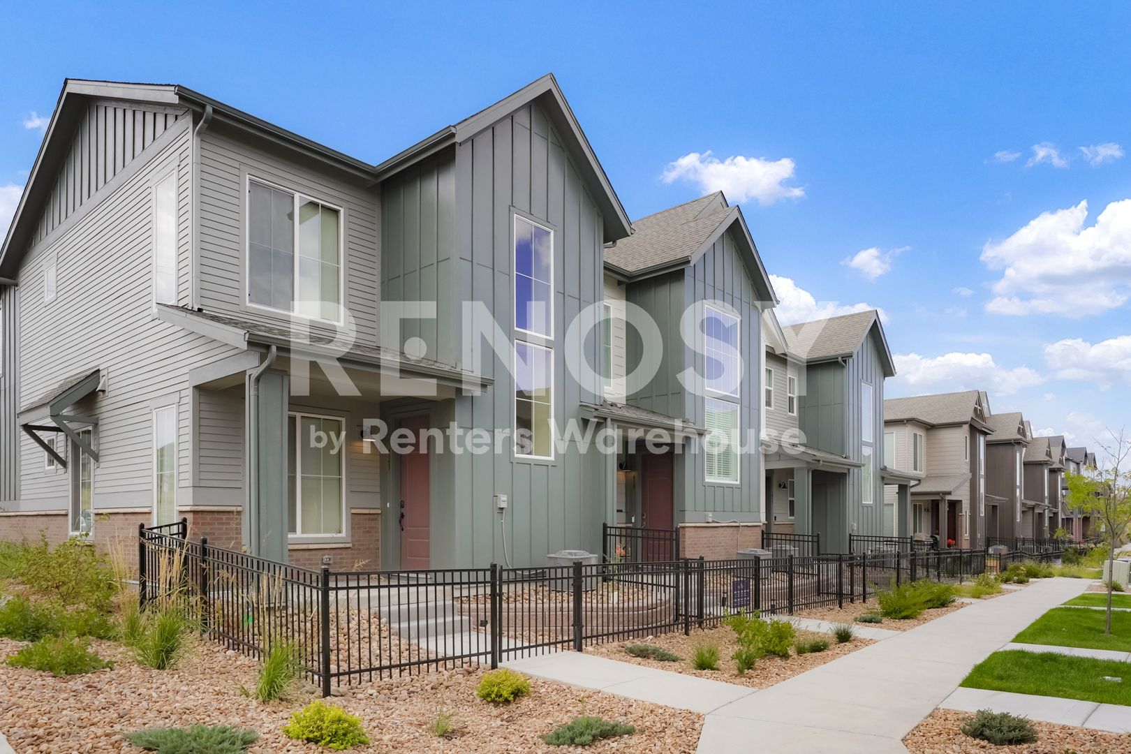Castle Pines Townhome: 421 Millwall Cir