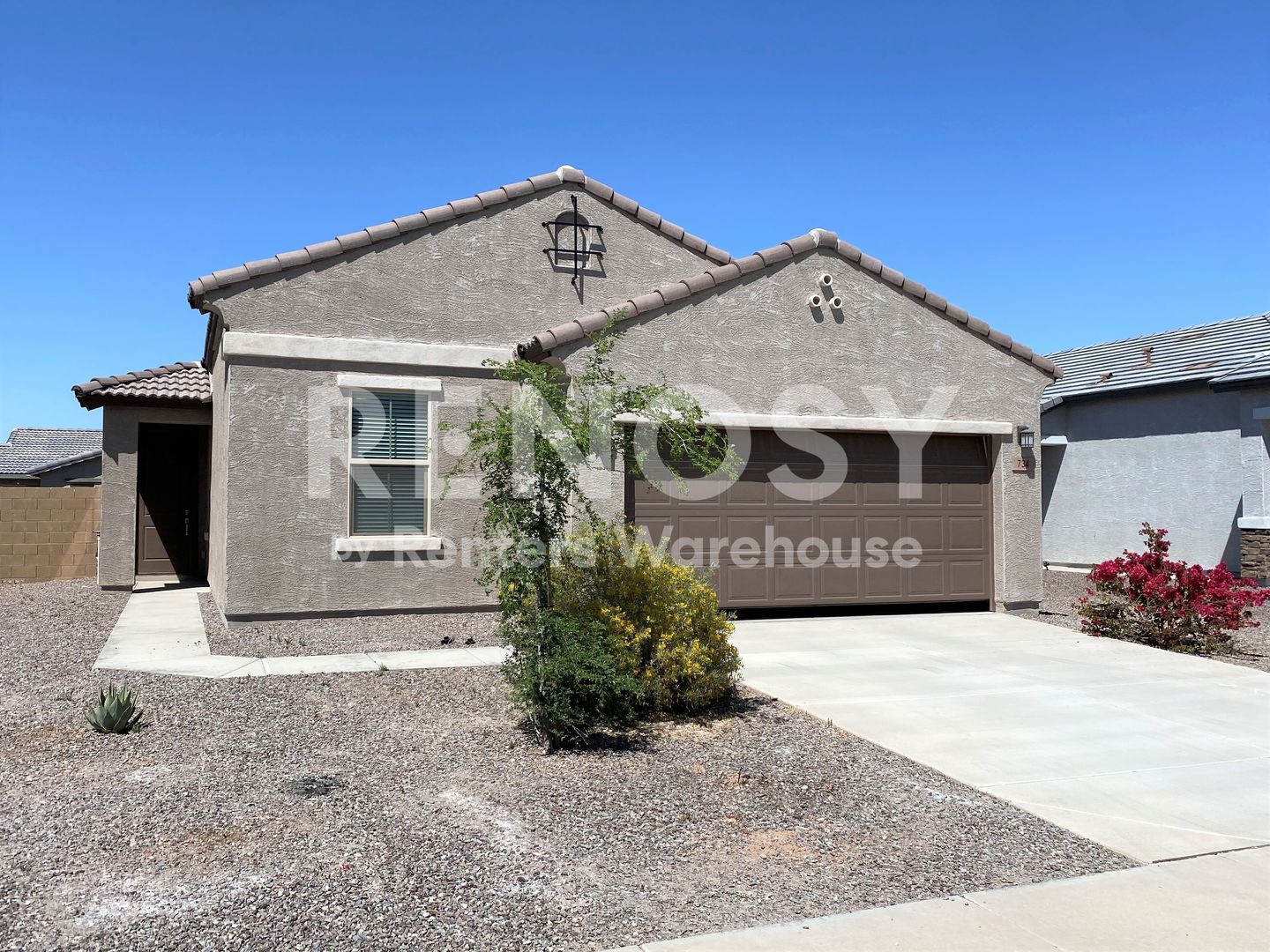 Casa Grande House: 734 W. Nova Pl.