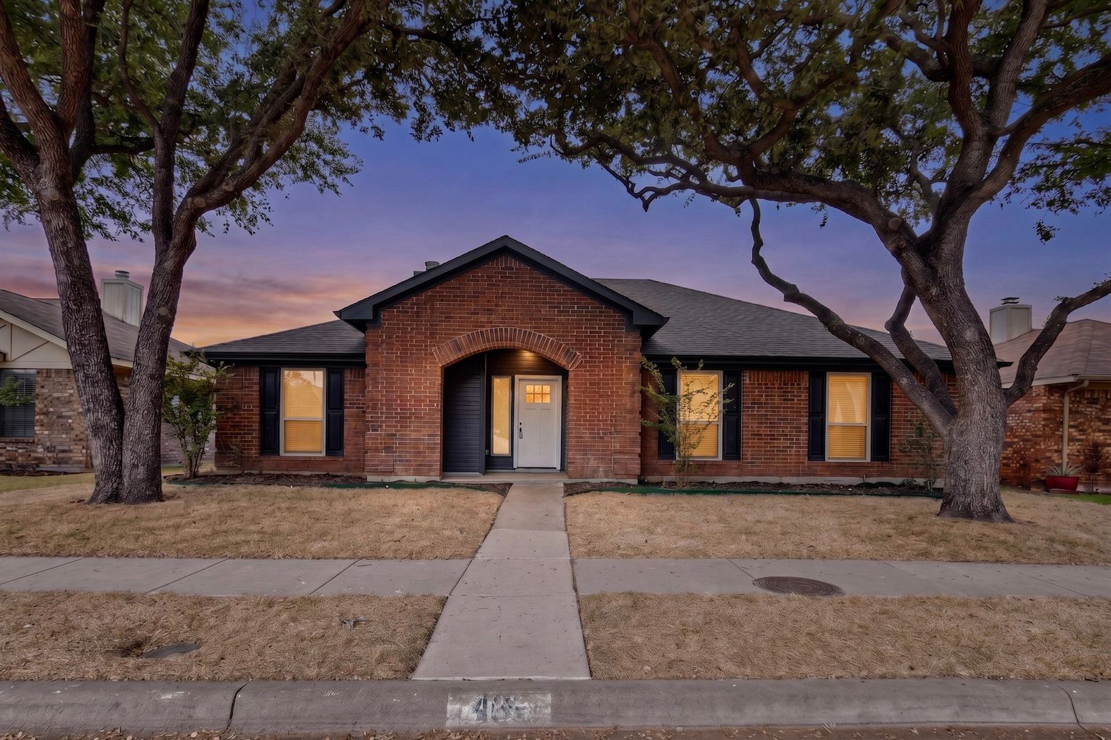 Coppell House: 405 Phillips Dr
