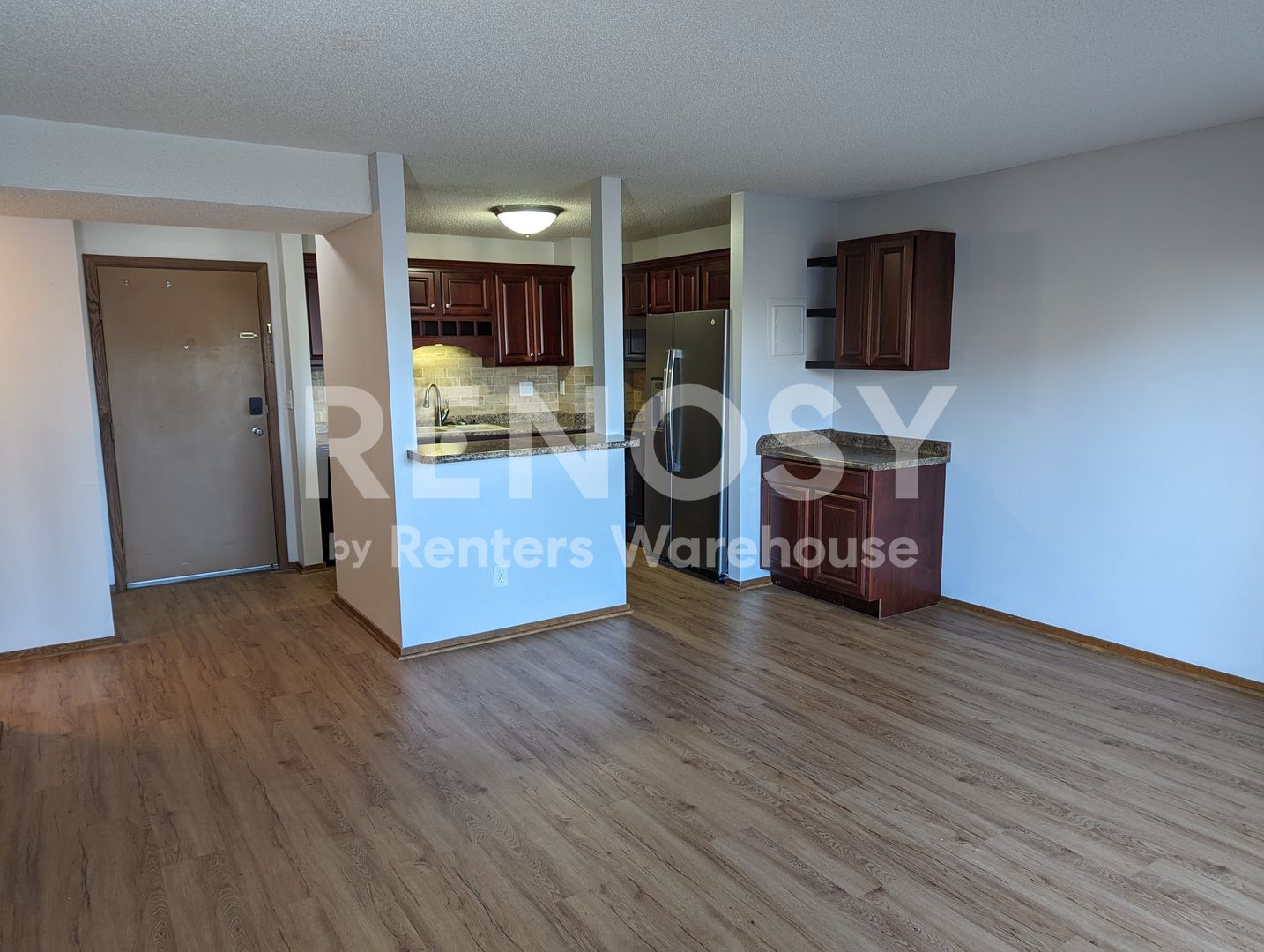 St Paul House: 66 9th St E
