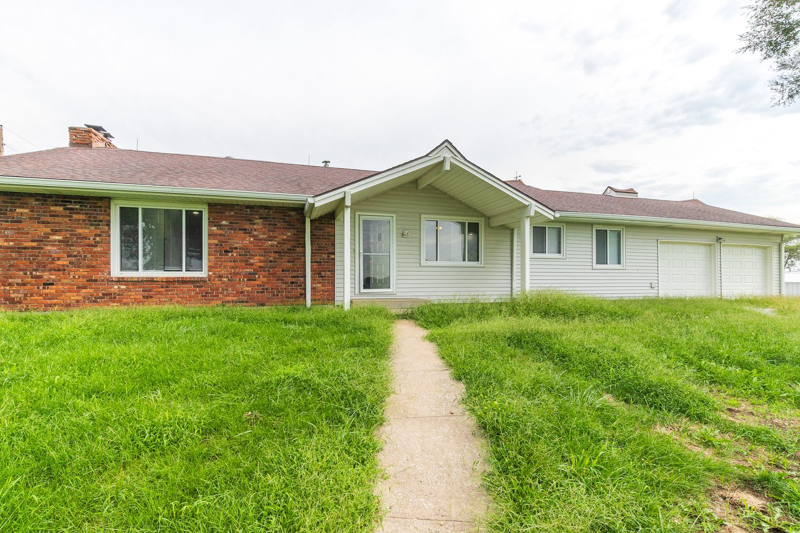 Excelsior Springs House: 15303 Cameron Rd