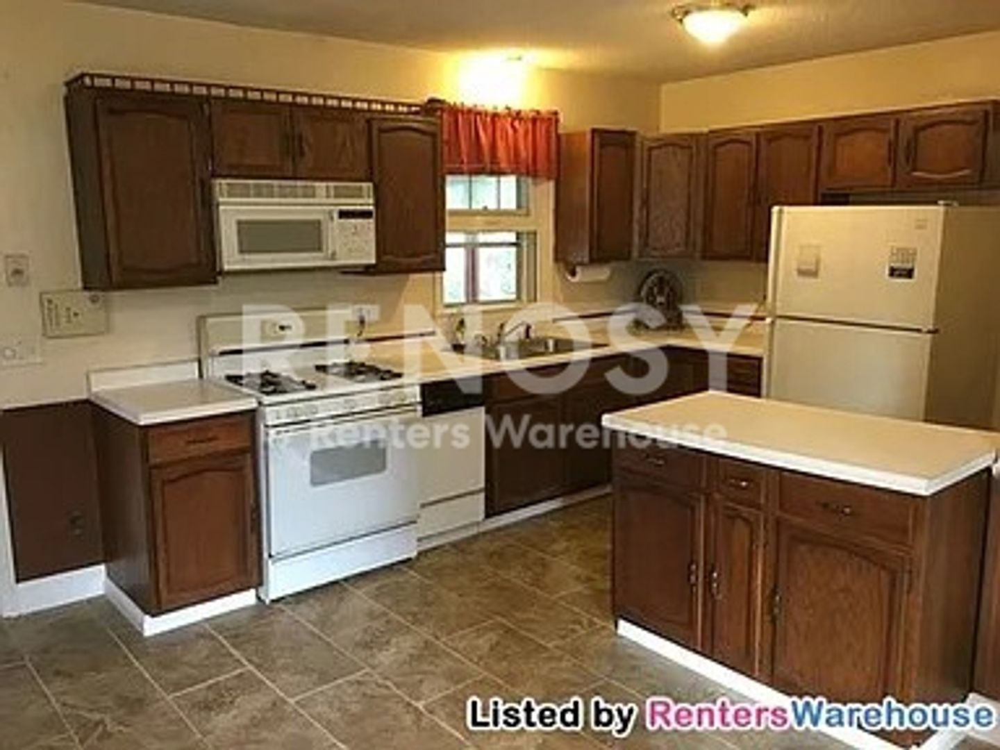 Marketplace Property