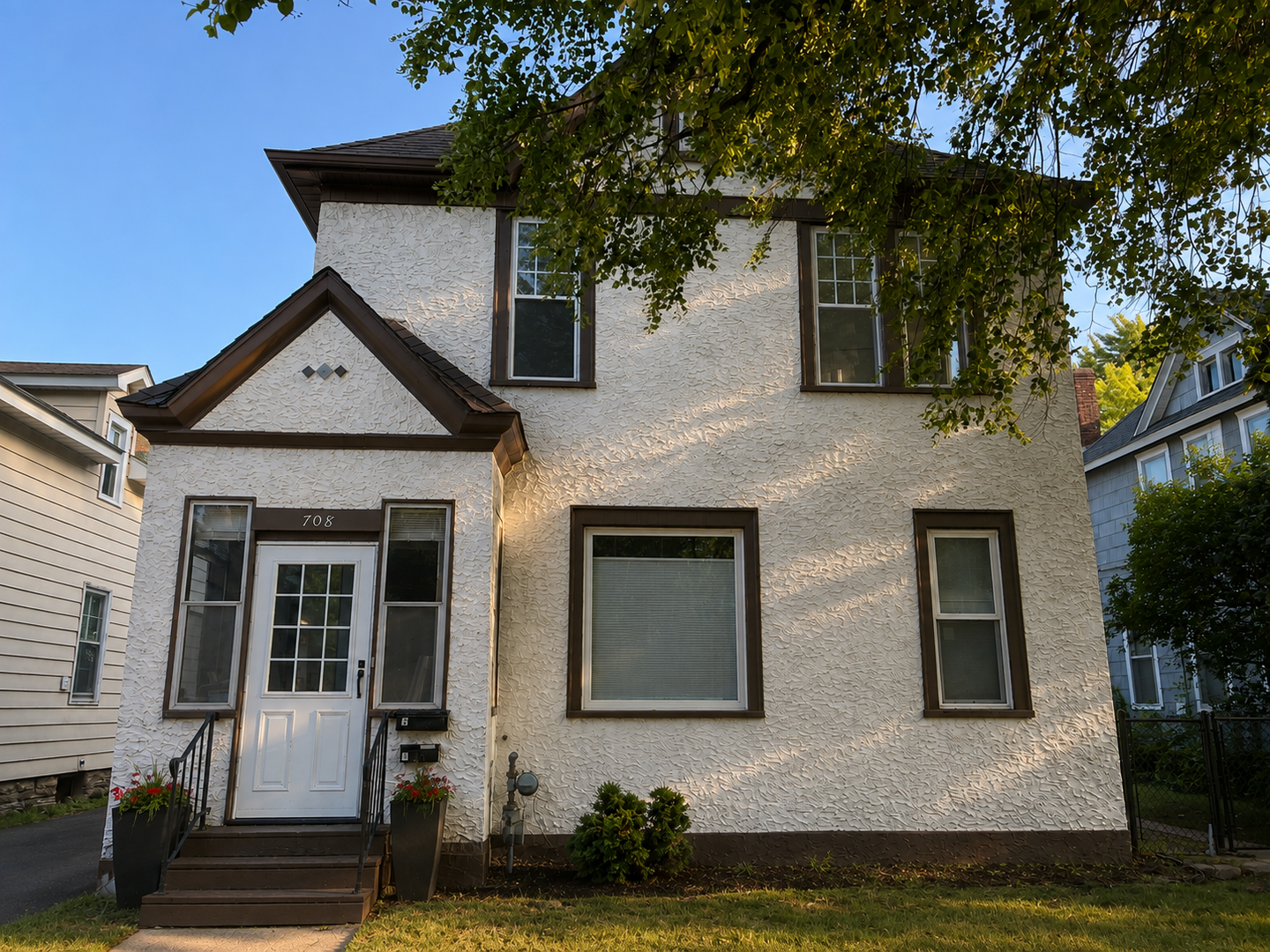 St Paul House: 708 Randolph Ave