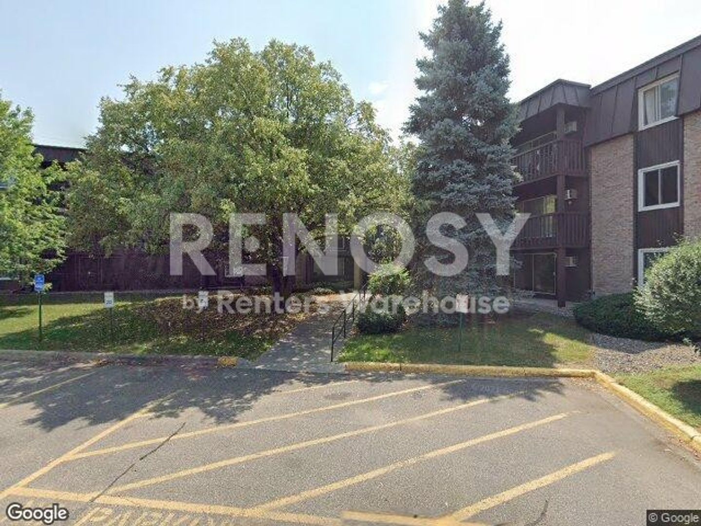 Brooklyn Center House: 4201 Lakeside Ave N