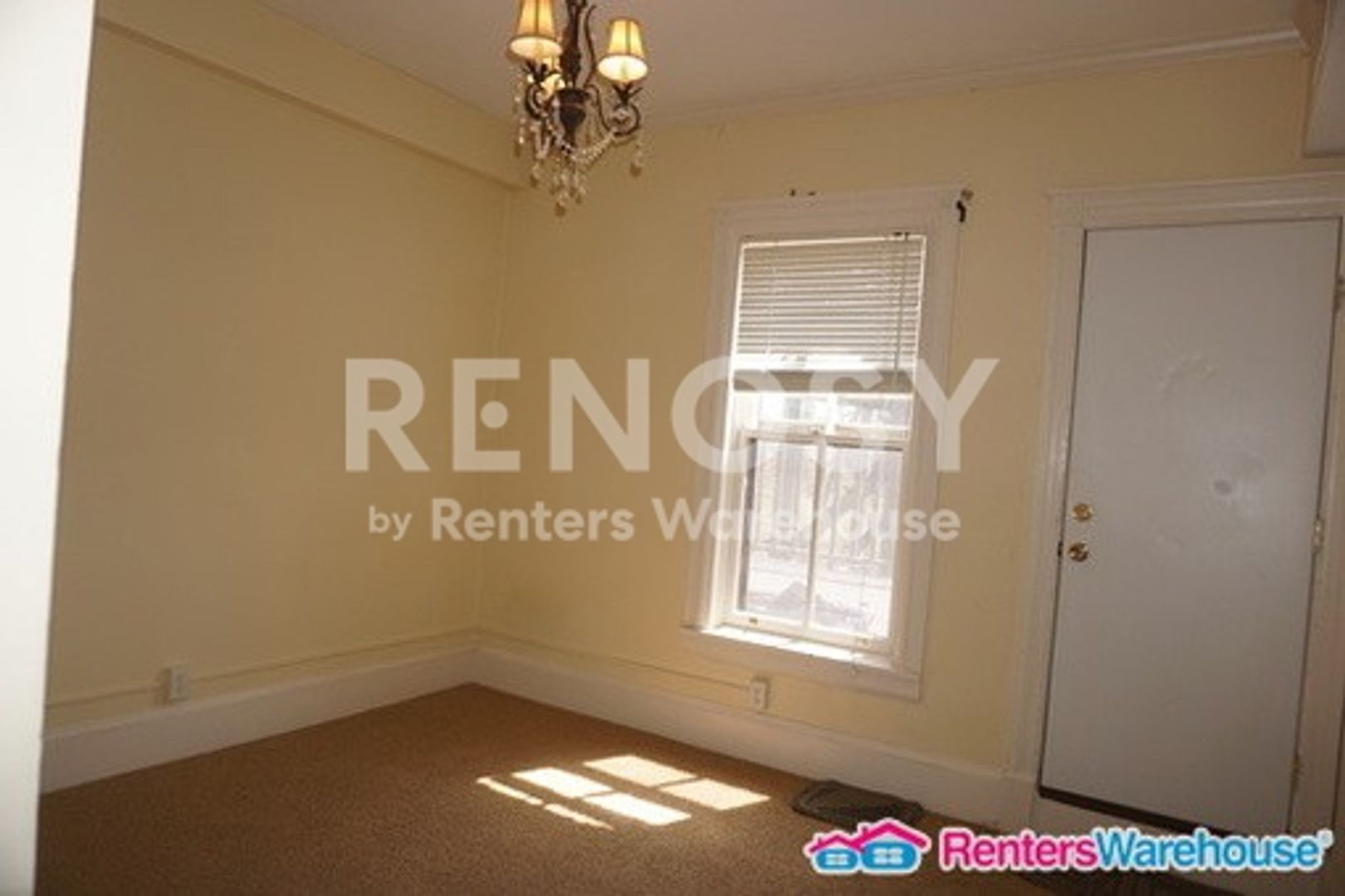 596 Summit Ave property