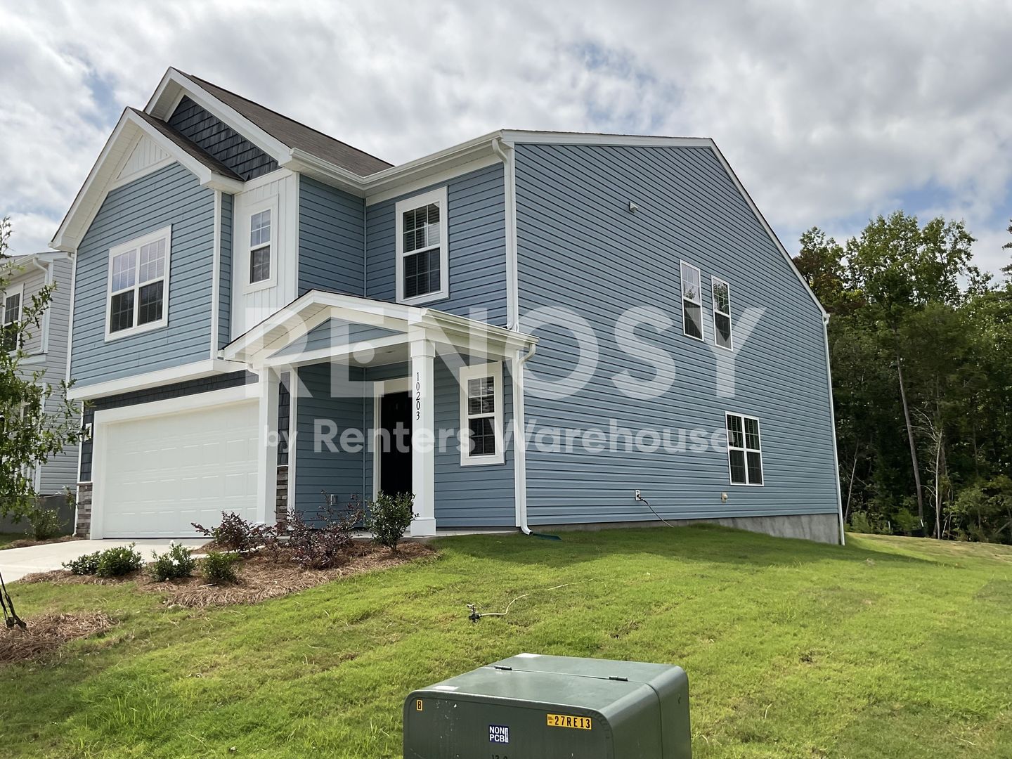 Charlotte House: 10203 Chatham Run Ln