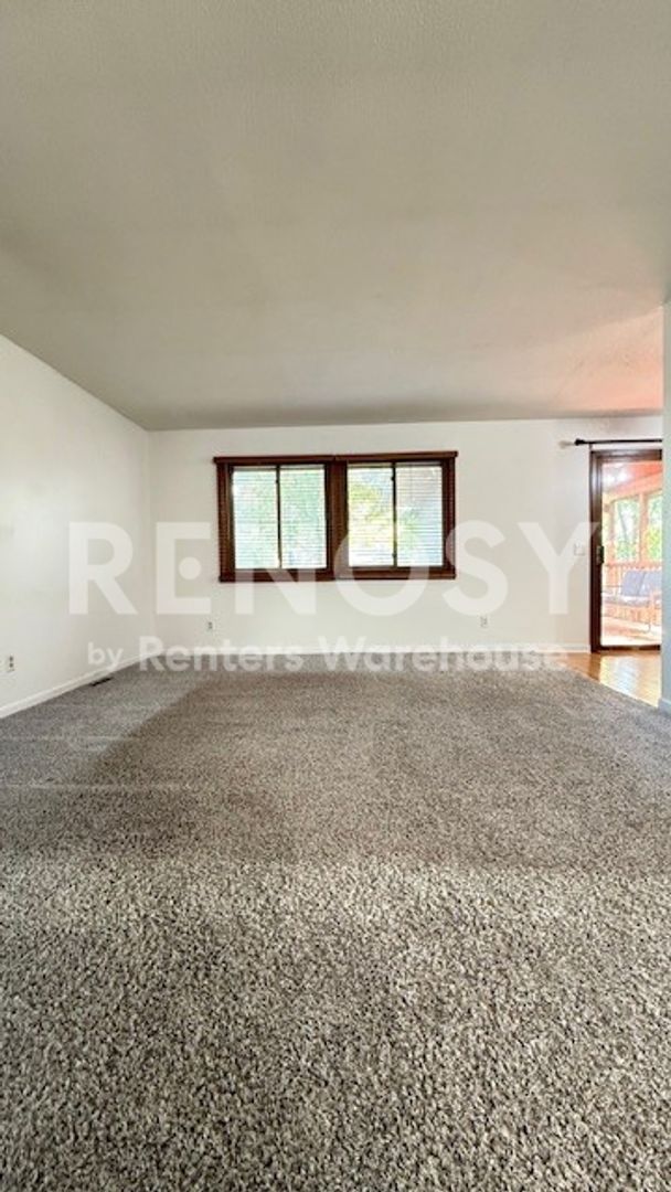 Marketplace Property