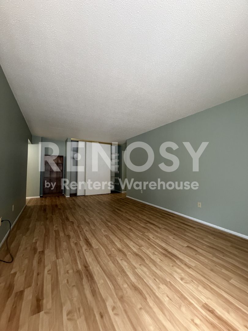 Marketplace Property