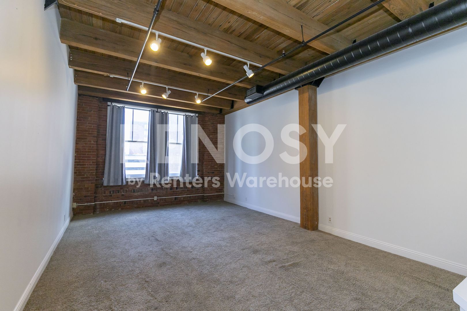 Kansas City Condo: 700 Broadway Blvd apt 210, Kansas City, MO 64105, USA