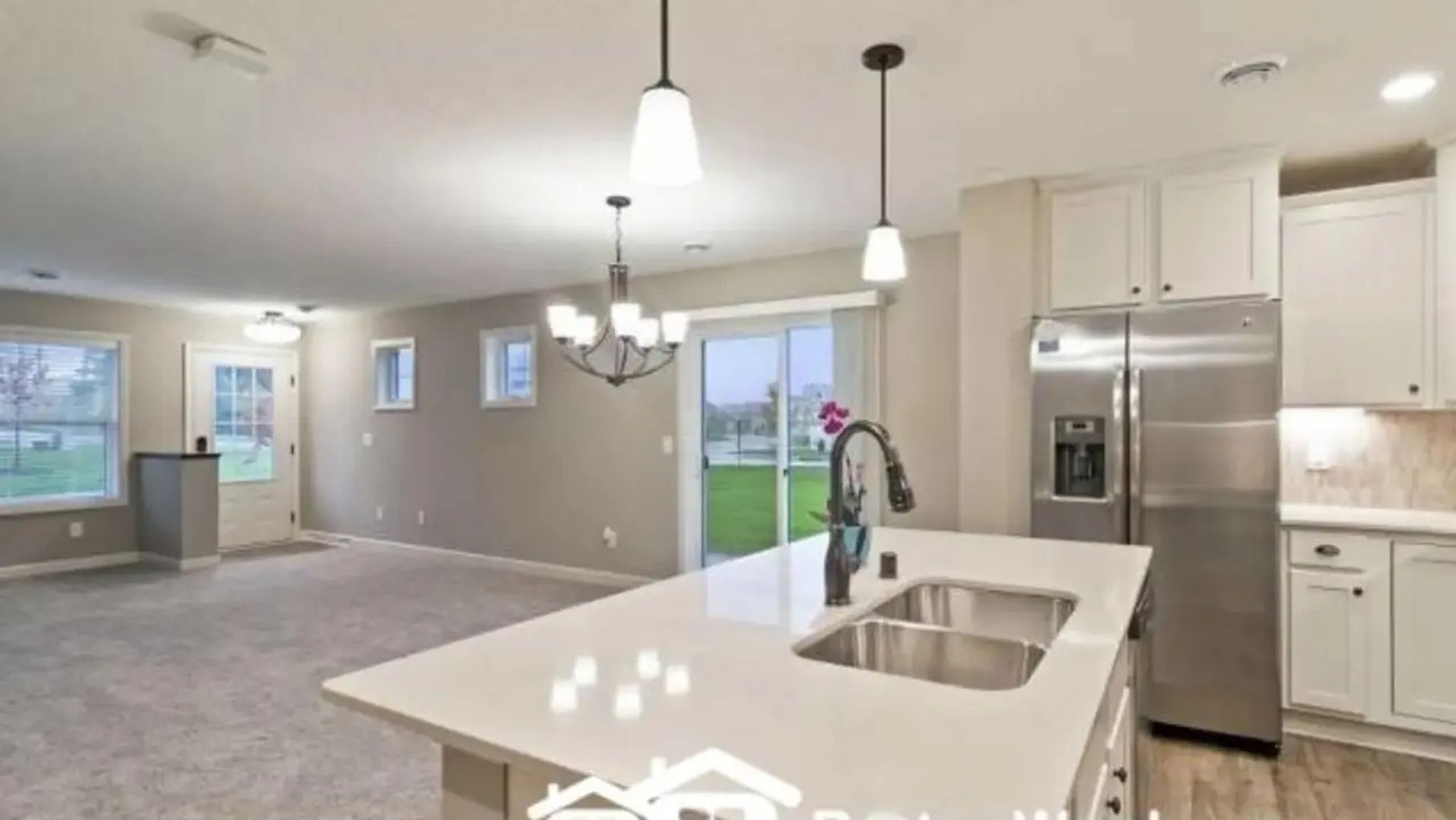 Marketplace Property