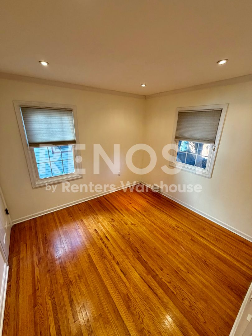 Marketplace Property