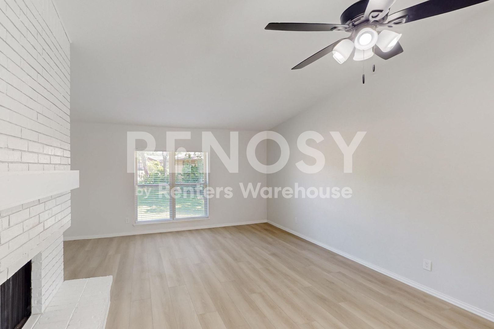 Plano House: 6407 Green Oaks Dr