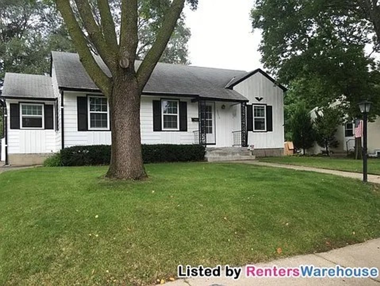 3116 Mondamin St property