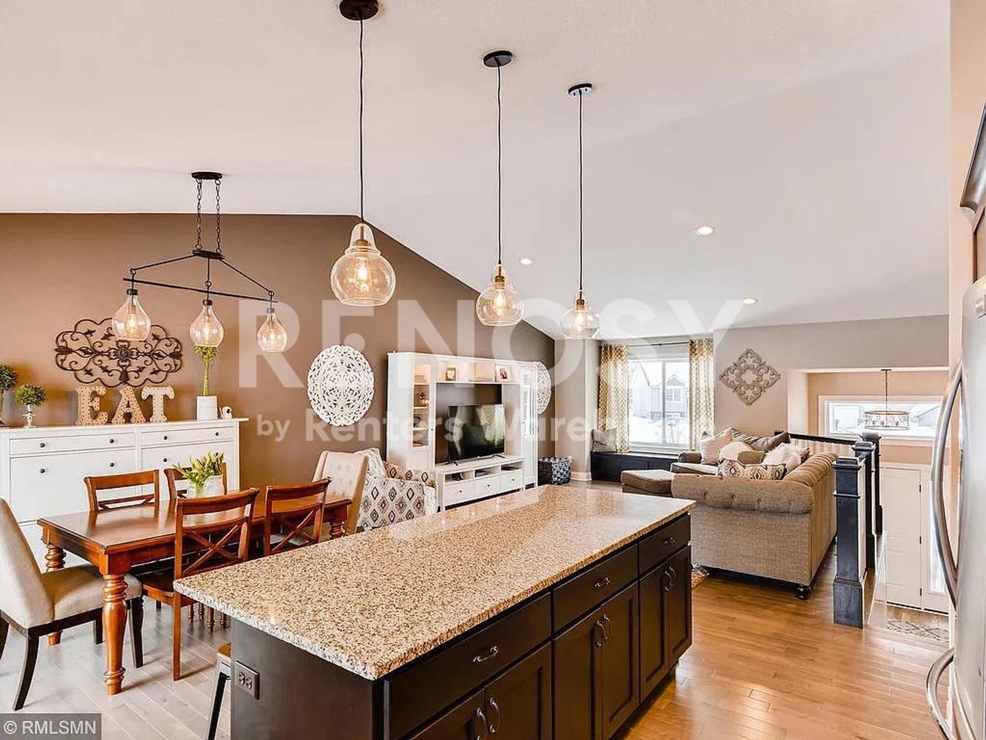 Marketplace Property