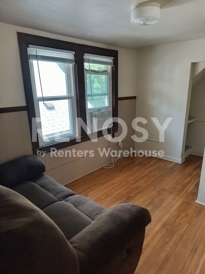 Marketplace Property