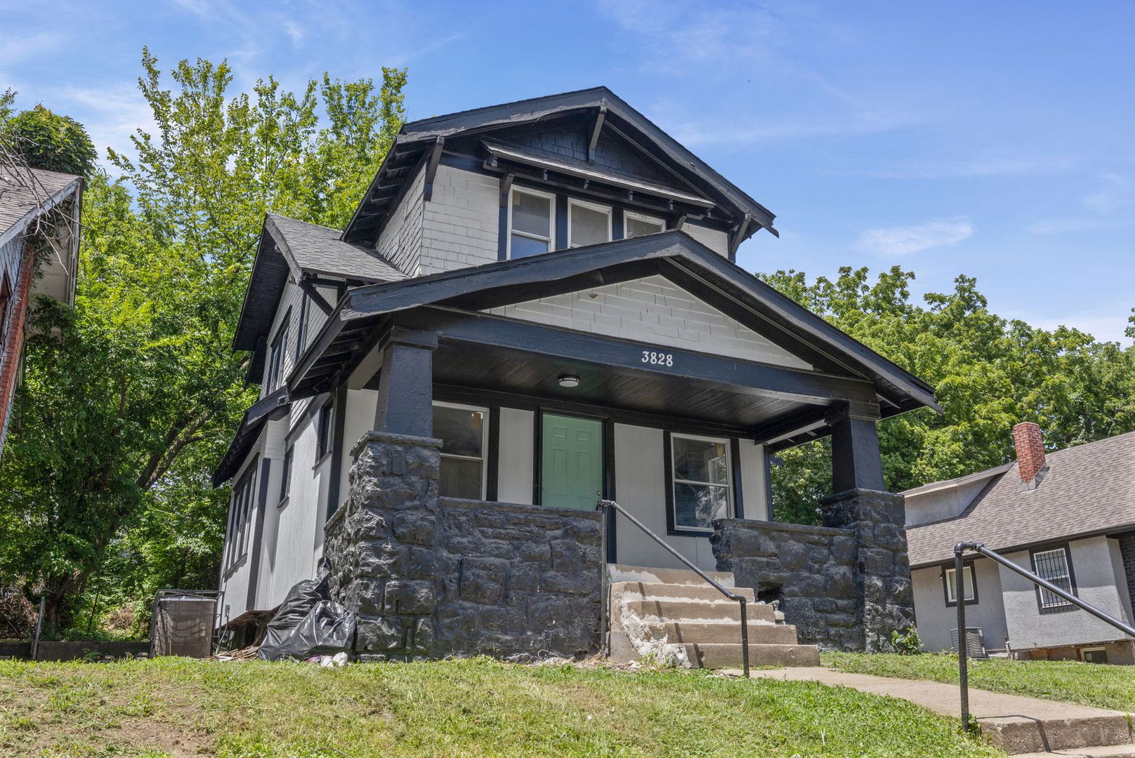 Kansas City House: 3828 Chestnut Ave