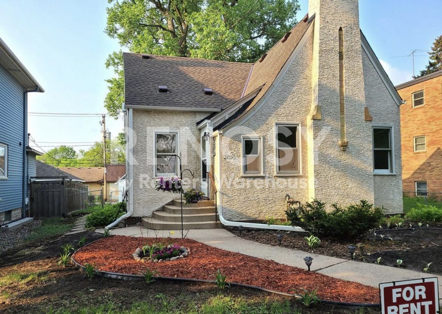 2036 Iglehart Ave property