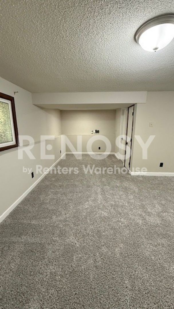 Marketplace Property