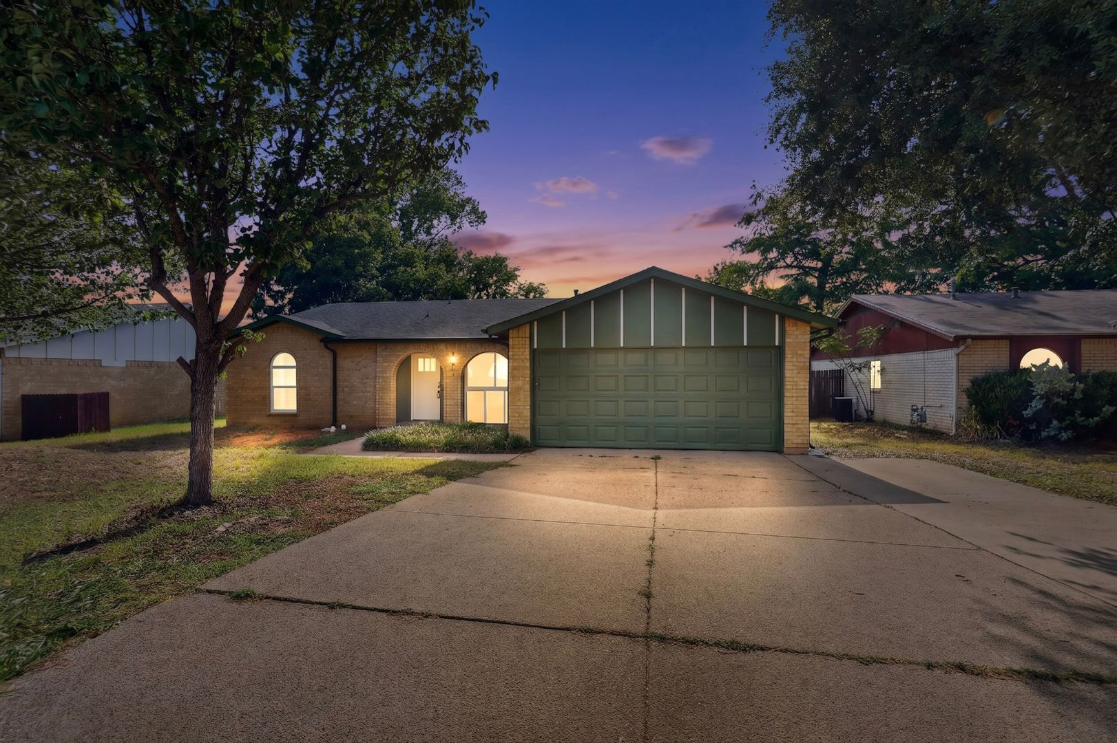 Arlington House: 2606 Hilldale Blvd