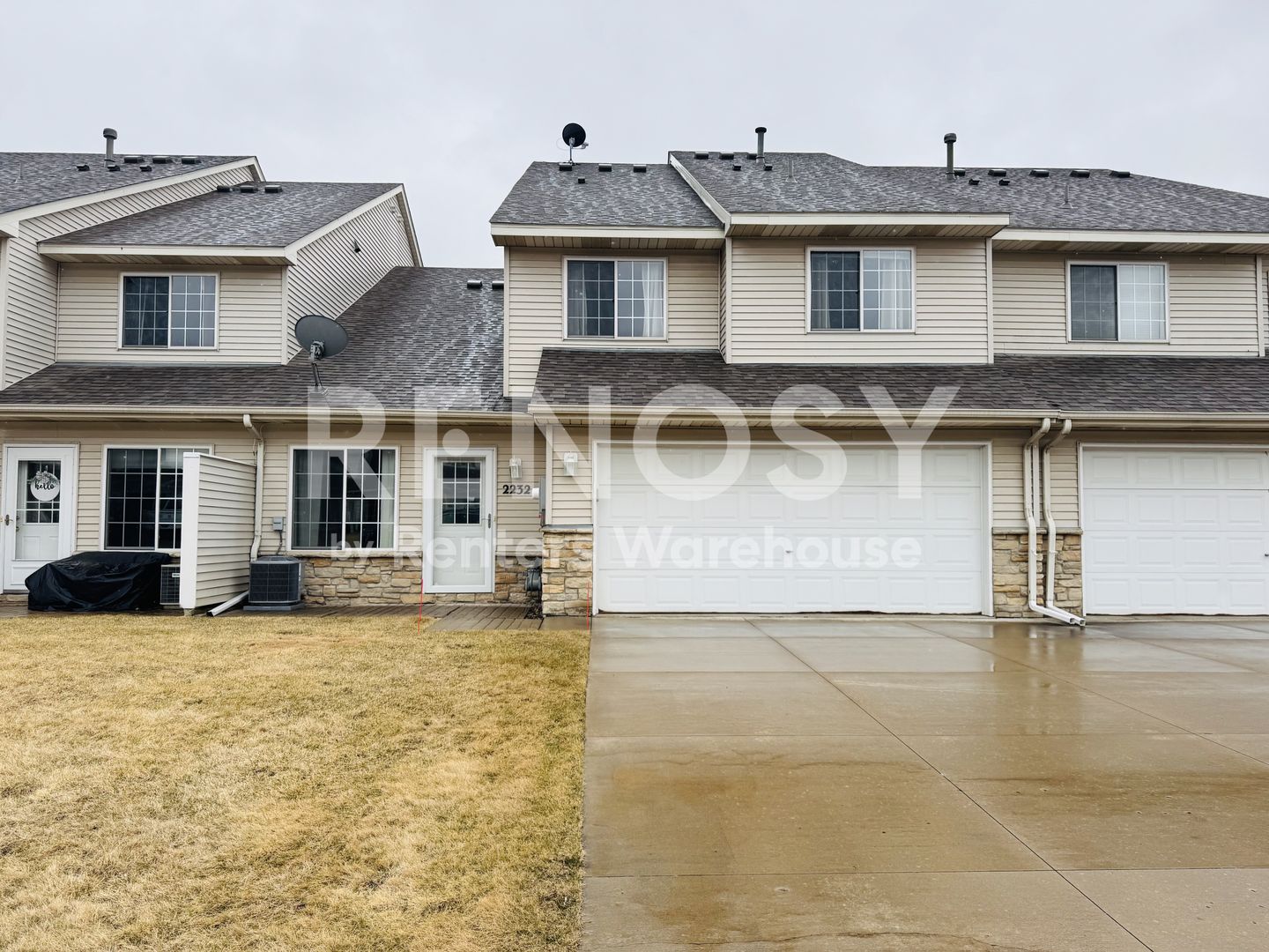 Shakopee House: 2232 Affirmed Dr