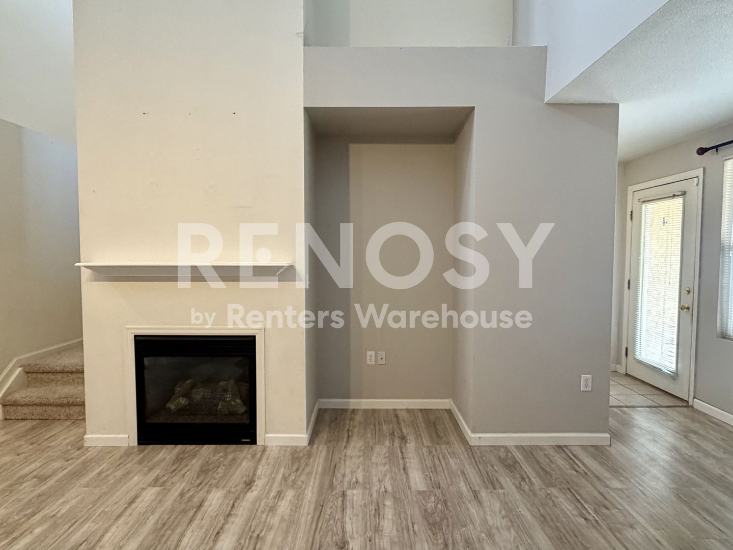 Evans House: 308 Lucca Dr