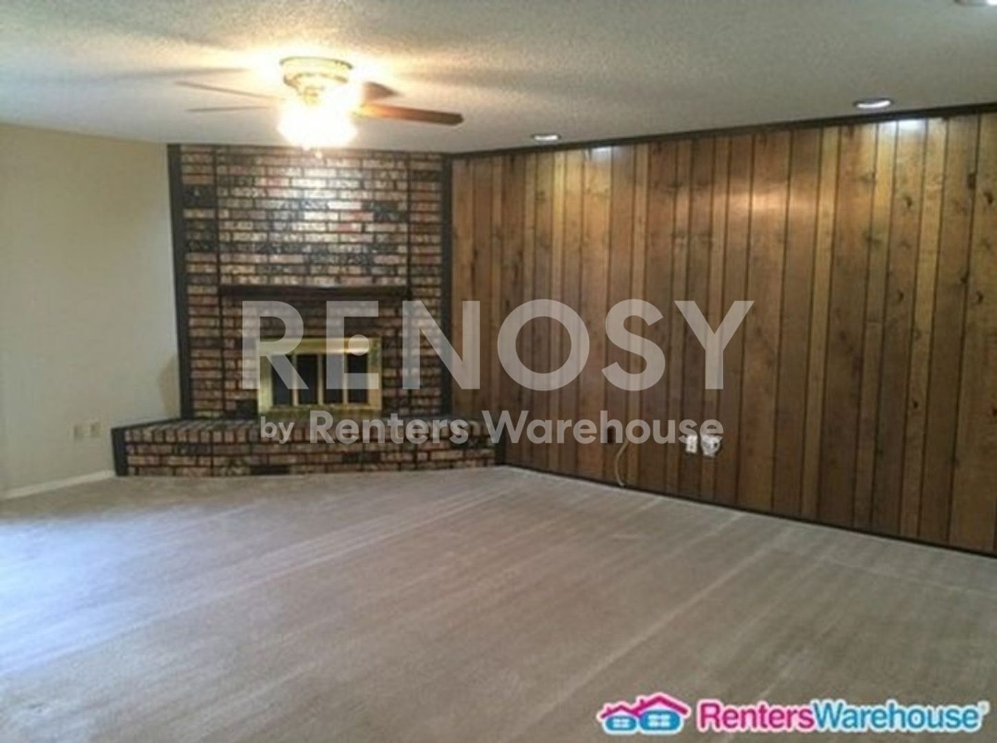 North Richland Hills House: 7517 Oak Ridge Dr
