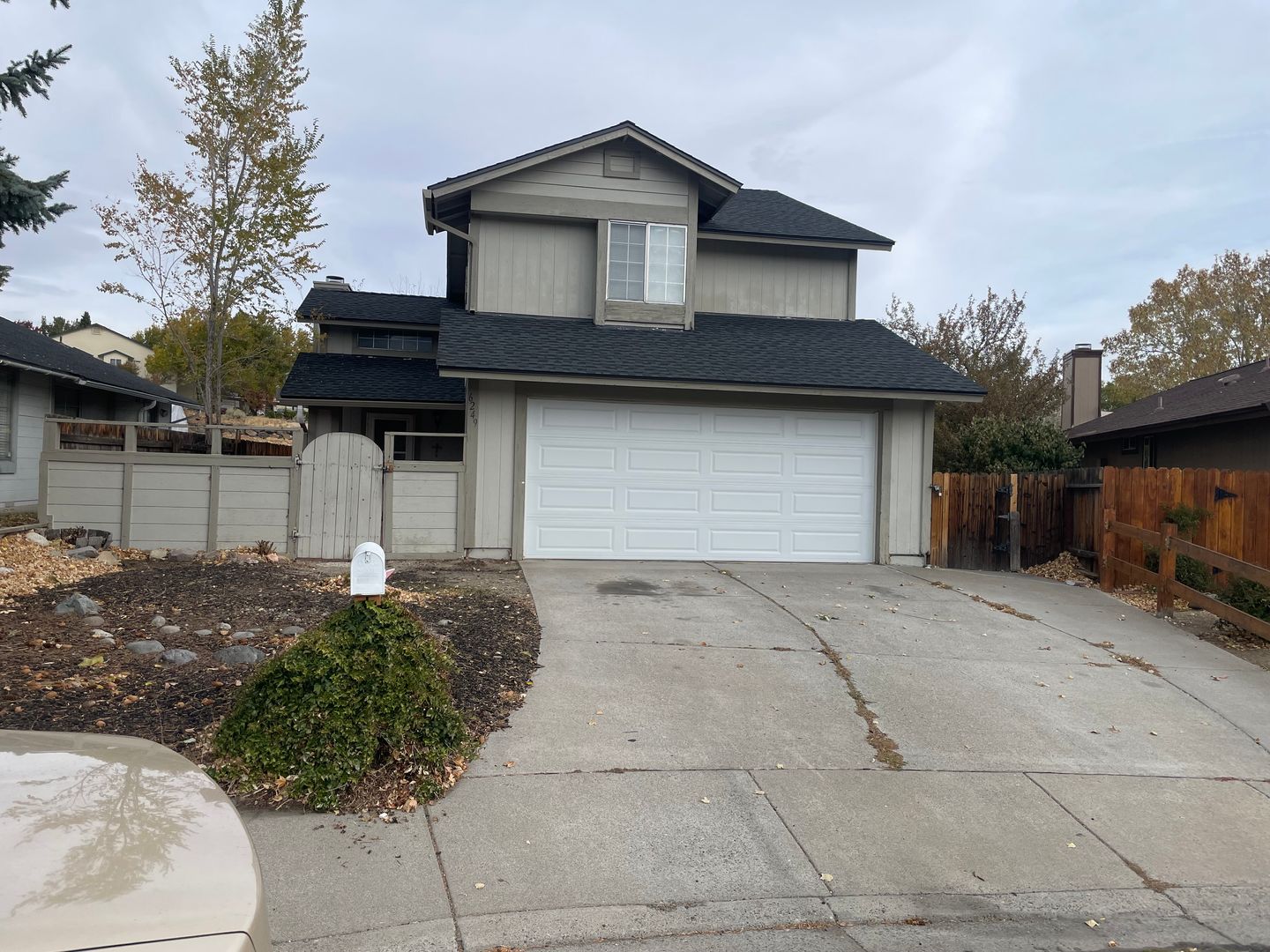 Reno House: 6249 Enchanted Valley Drive