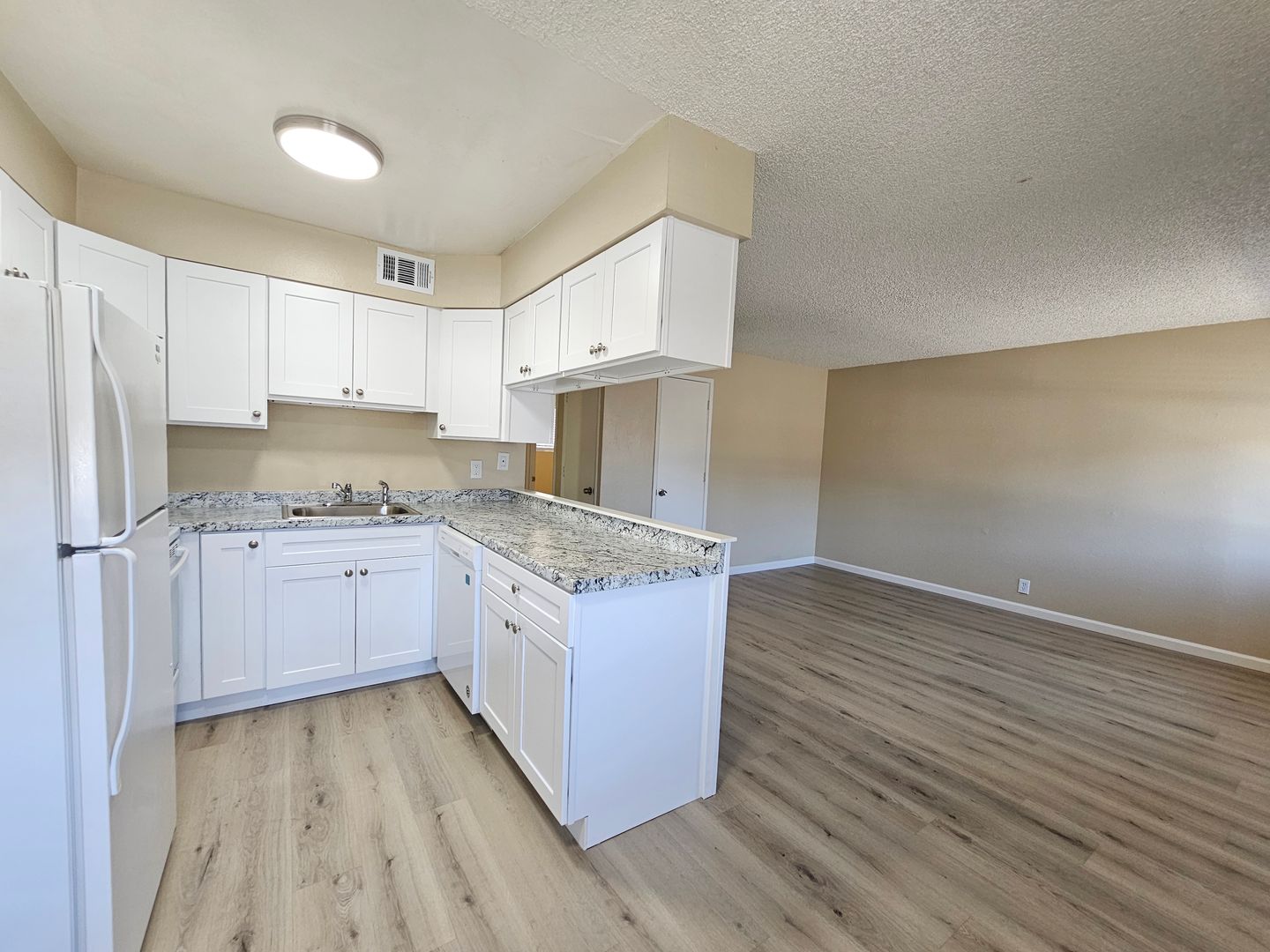 Sparks Apartment: 2555 G Street