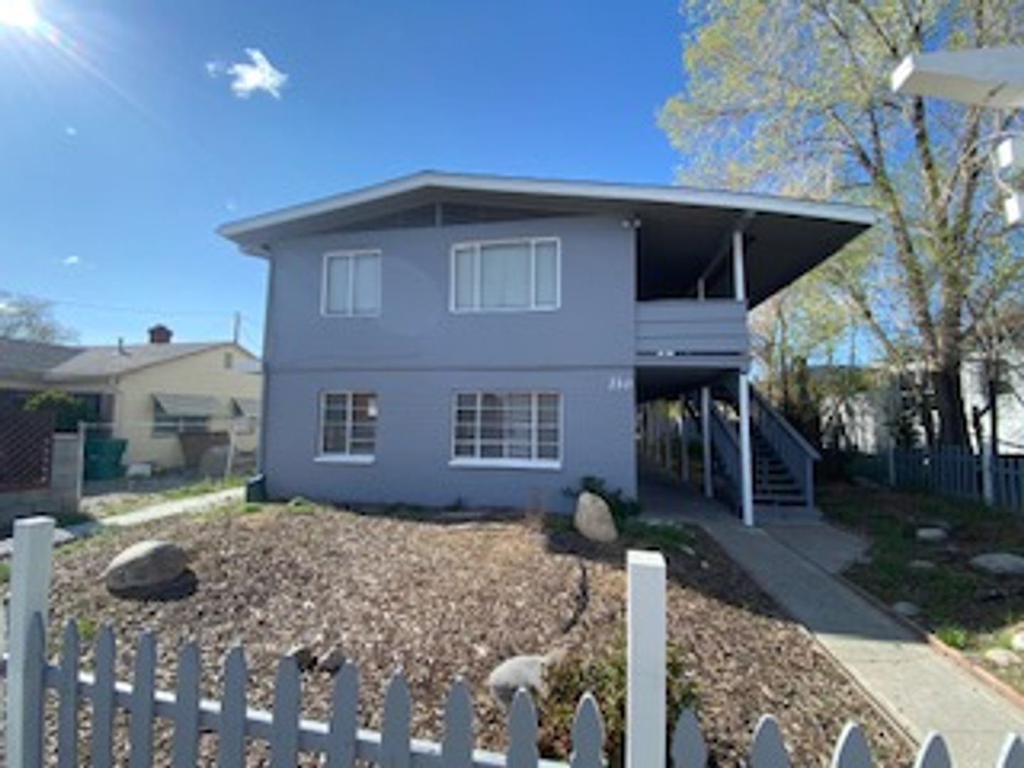 Reno Apartment: 210 Claremont Street