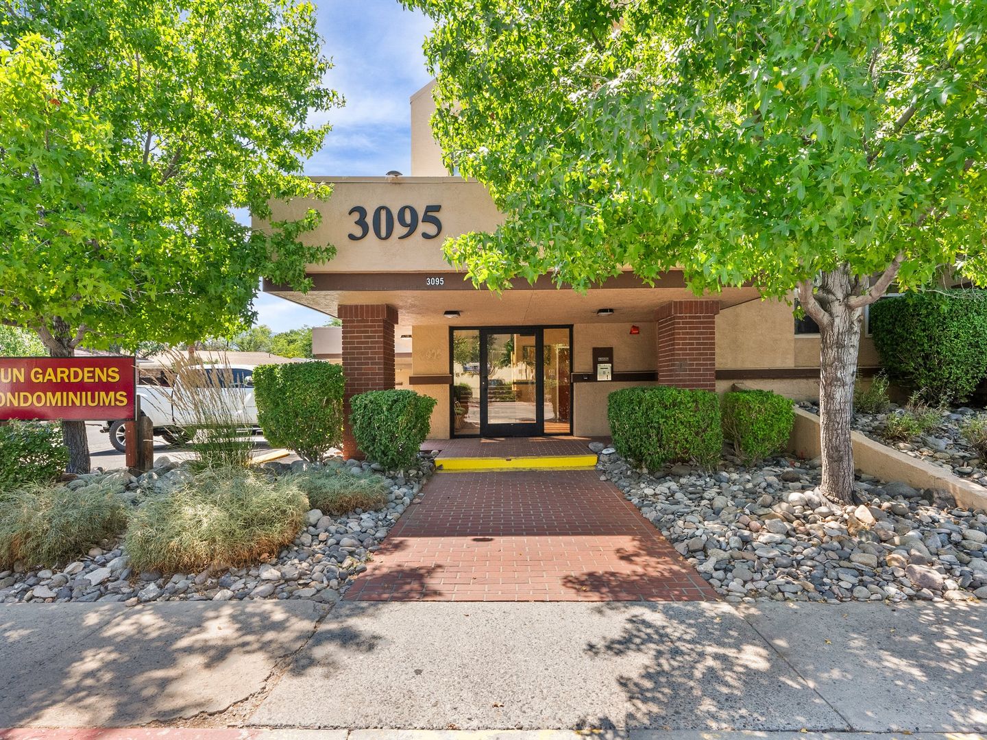 Reno Condo: 3095 Lakeside Drive Unit 305