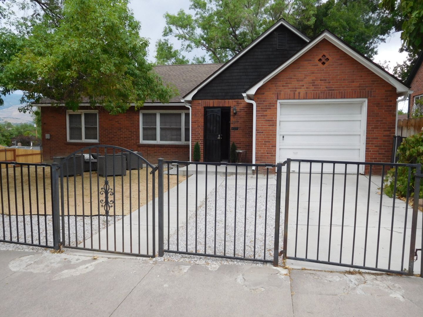 Reno House: 801 Washington Street