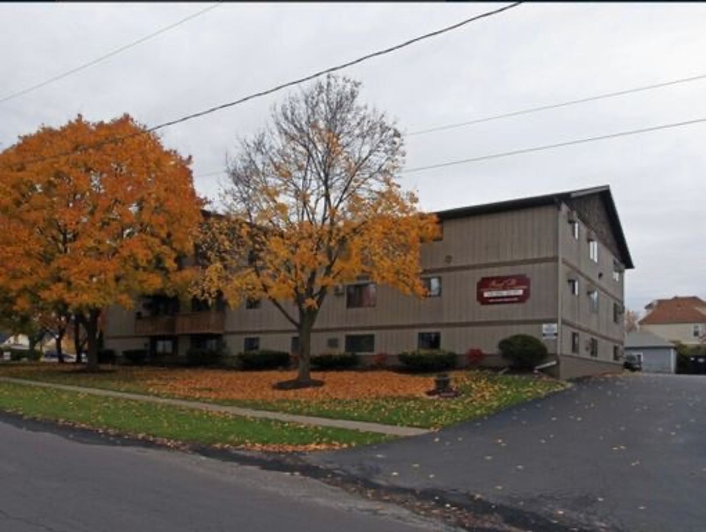 Syracuse Apartment: 800 Pond Street