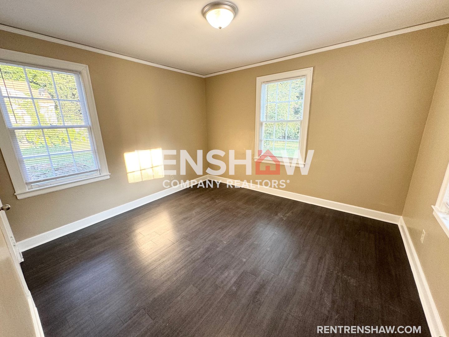 1010 Mosby Rd, Memphis, TN 38116