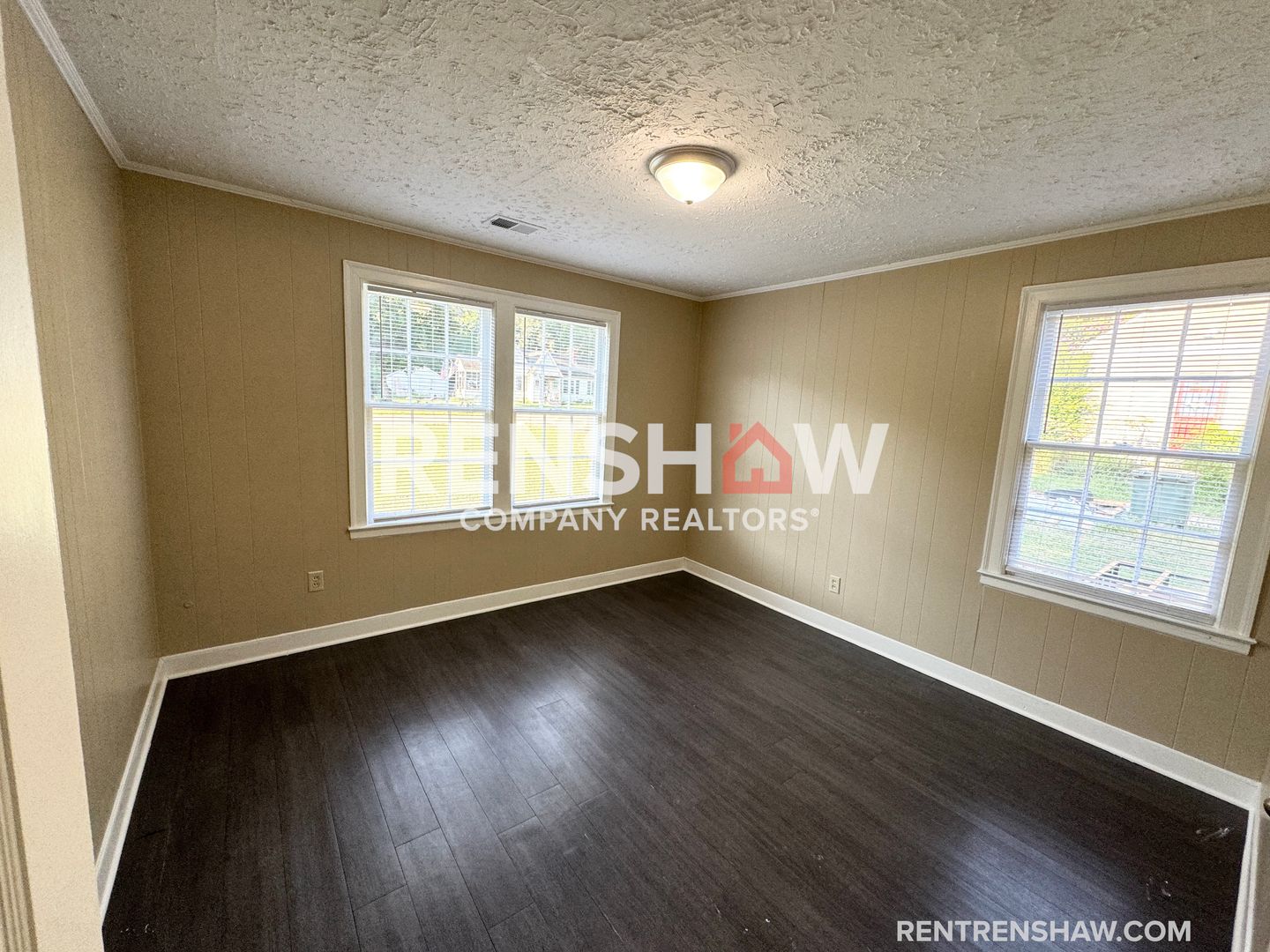 1010 Mosby Rd, Memphis, TN 38116