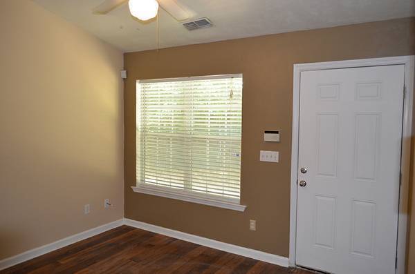 The Cottages at Rumba 2 of 8
