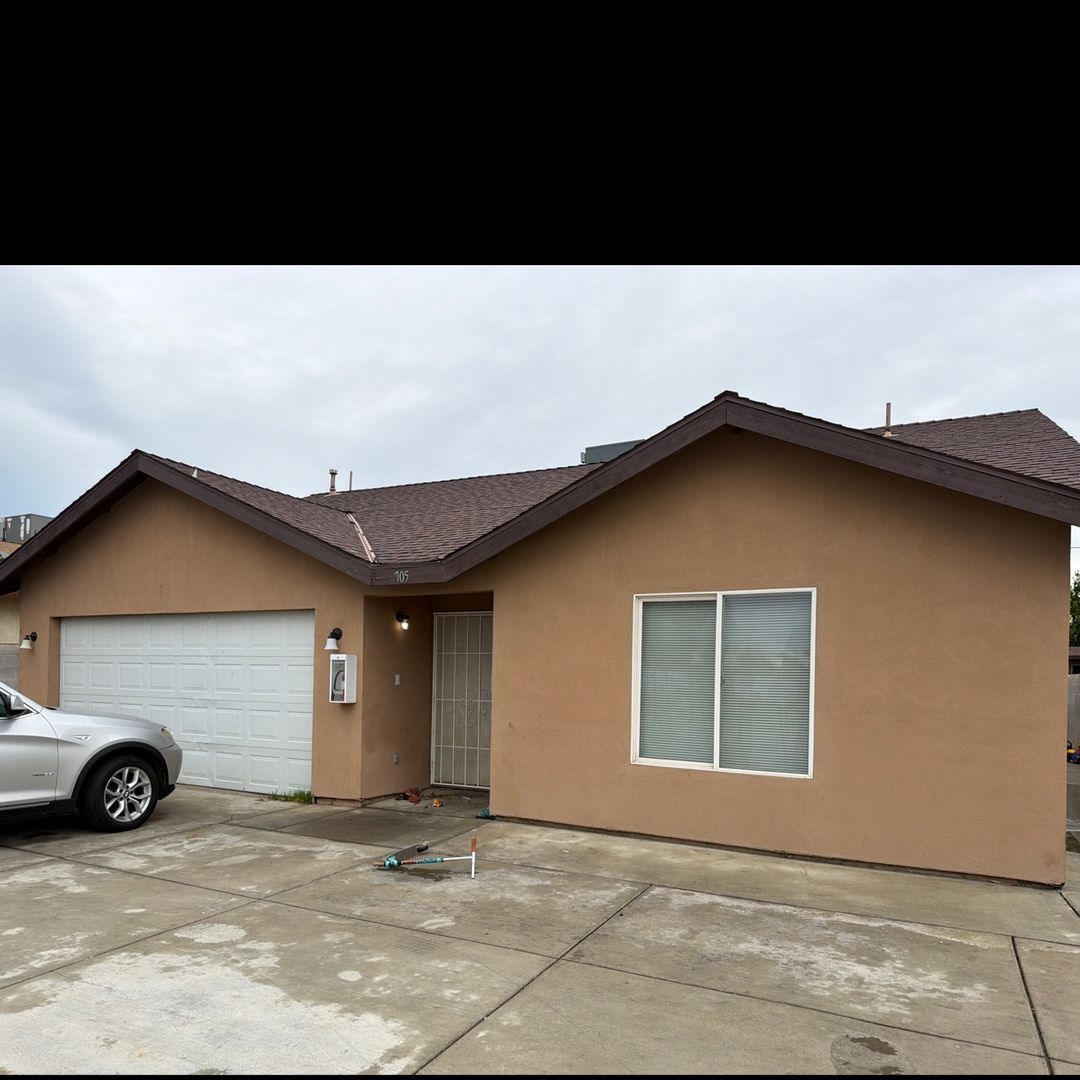 Bakersfield Apartment: 705 S. Brown