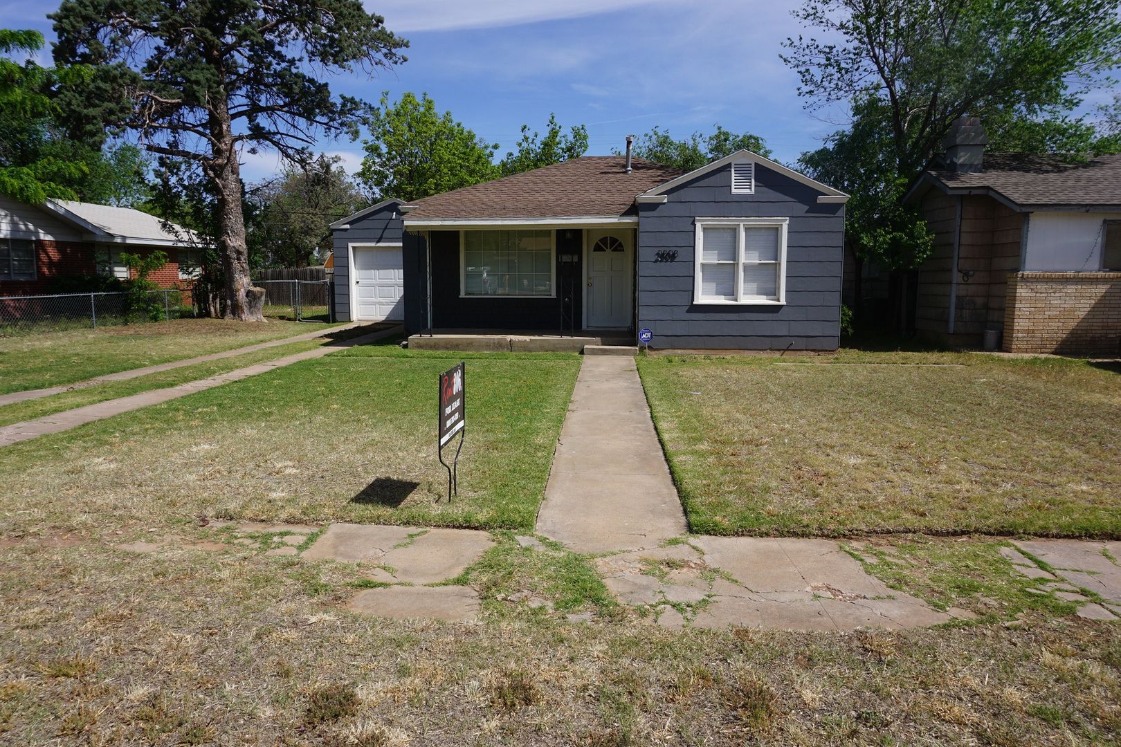 Lubbock House: 2808 37th