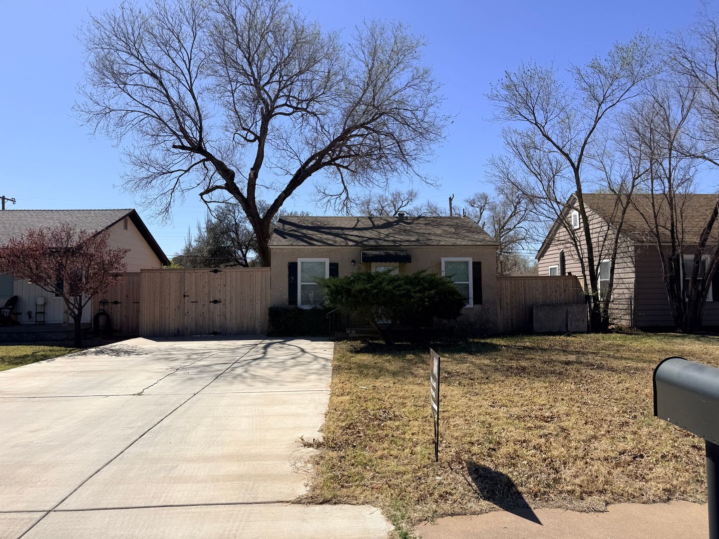 LUBBOCK House: 2309 27TH